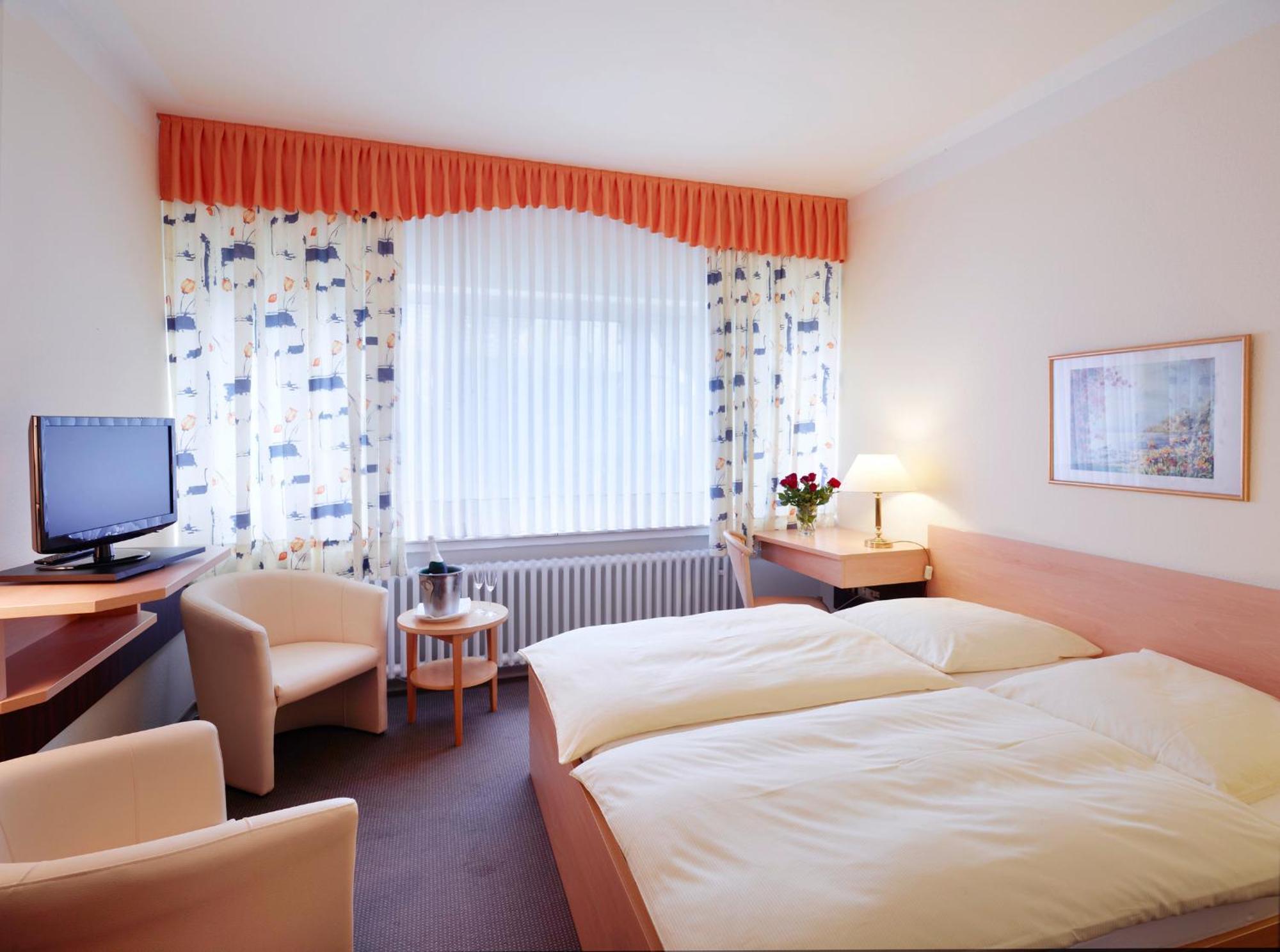 Hotel Restaurant Luedenbach Overath Zewnętrze zdjęcie